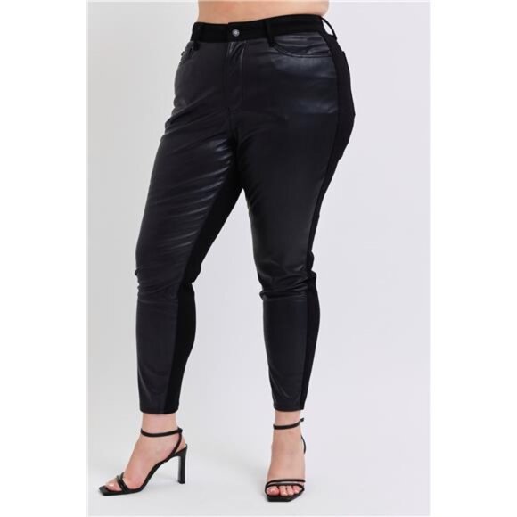 Judy Blue‎ Plus Size HW Faux Leather Skinny Pants - Picture 5 of 7